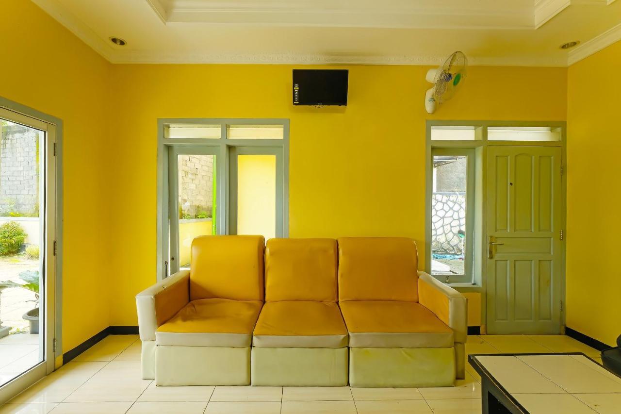 Oyo 92483 Hotel Kirana Salatiga Dış mekan fotoğraf